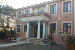 5 bedroom house for sale in Oroklini