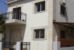 For Sale House in Dromolaxia