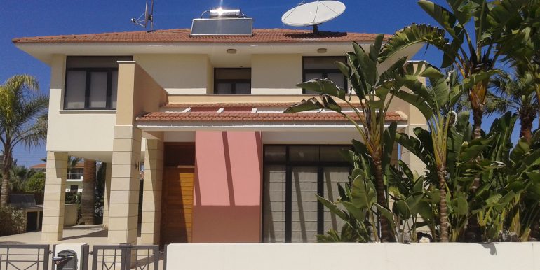 Property in Larnaca -house for rent in Dhekelia Road - Larnaca properties