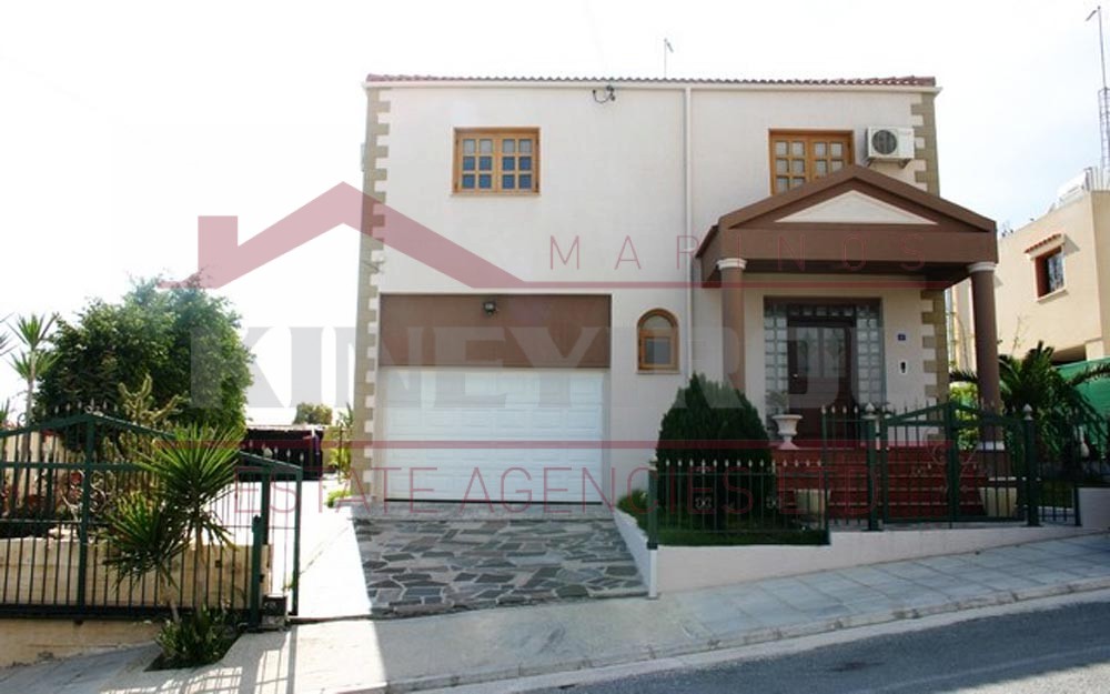4 bedroom house in Anglisides , Larnaca