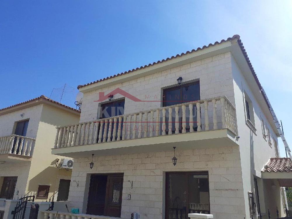 Four bedroom semidetached House in Aradippou, Larnaca