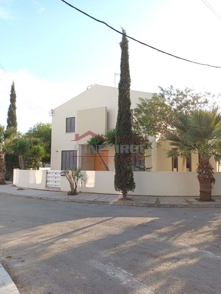Three bedroom detached house in Meneou, Larnaca