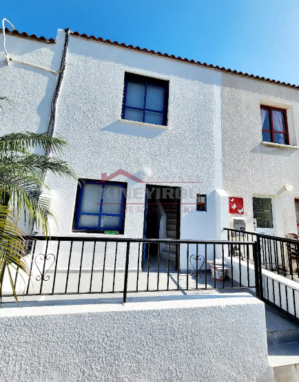 two bedroom house in Mazotos, in Larnaca